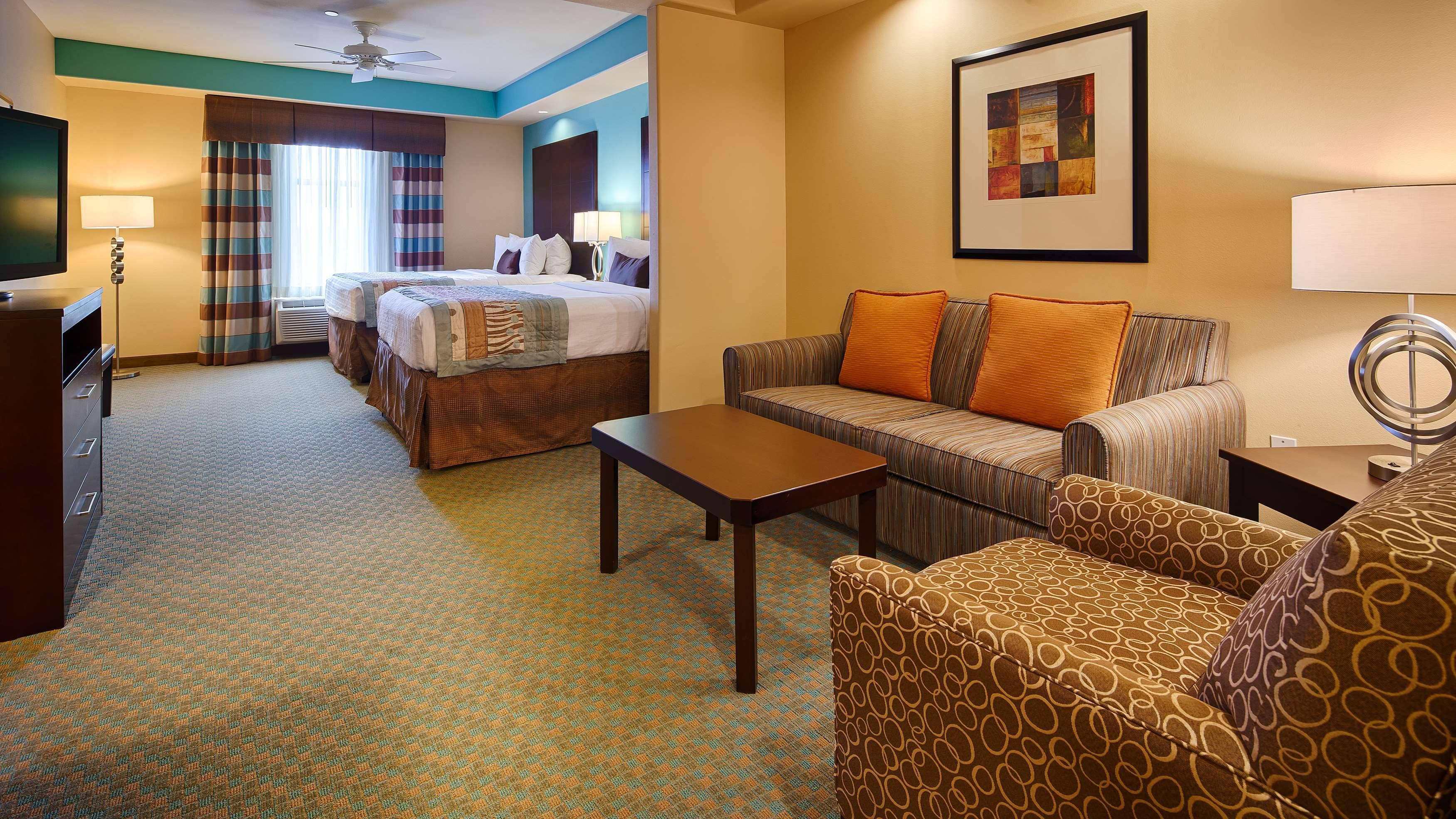 Best Western Plus Midland Suites Ngoại thất bức ảnh